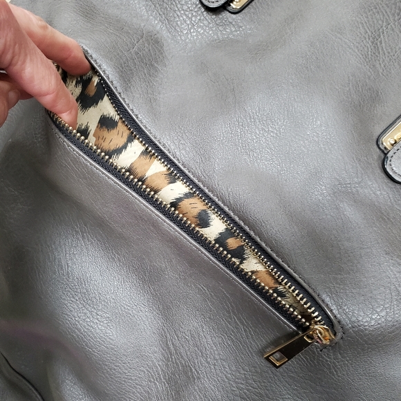 Call it Spring foldover tote/crossbody/shoulder - Picture 6 of 16